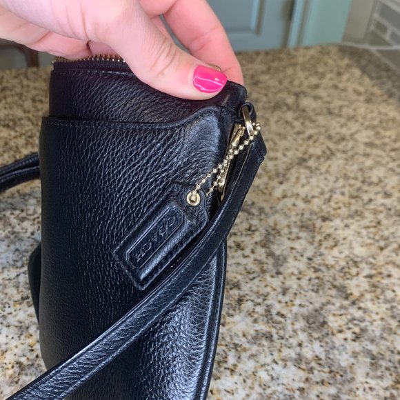 Coach Zip Closure Crossbody - Picture 5 of 5